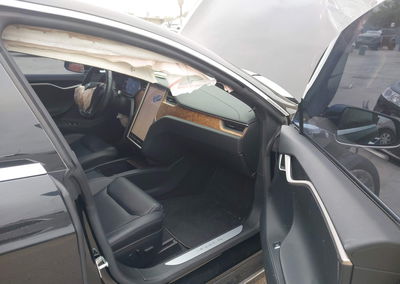 2020 Tesla Model S Long Range Dual Motor All-wheel Drive/long Range Plus Dual Motor All-wheel Drive, daño Frontal derecho,