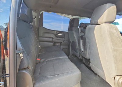 2021 Chevrolet Silverado K1500 Trail Boss Custom, uszkodzenie: Przód, Copart lot 56361136, zdjęcie 10 z 14