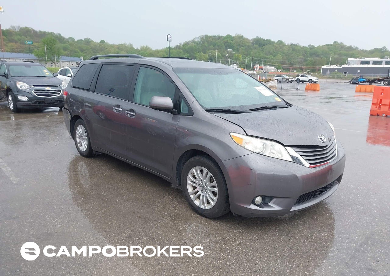 2011 Toyota Sienna Xle V6, пошкодження: Задня частина, Iaai лот 44879940