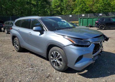 2021 Toyota Highlander Xle, пошкодження: Передня частина, Copart лот 51593876, фото 4 з 13