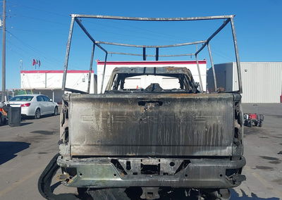 2020 Chevrolet Silverado 3500hd, uszkodzenie: Total Burn, Iaai lot 45027171, zdjęcie 8 z 11