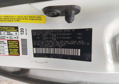 2017 Toyota Sienna Xle 8 Passenger, Rear damage, Iaai lot 45144443, photo 9 of 16
