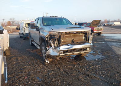 2021 Chevrolet Silverado 2500hd 4wd  Standard Bed Ltz, uszkodzenie: Przód, Iaai lot 43739391, zdjęcie 11 z 17