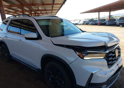 2025 Honda Pilot Touring, Front End damage, Iaai lot 45259520