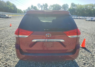 2012 Toyota Sienna Limited 7-passenger, uszkodzenie: Przód, Copart lot 53256216, zdjęcie 6 z 15