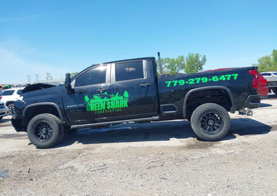2022 Chevrolet Silverado 2500hd 4wd  Standard Bed Custom, daño Frontal, Iaai lote 44999480, foto 14 de 15