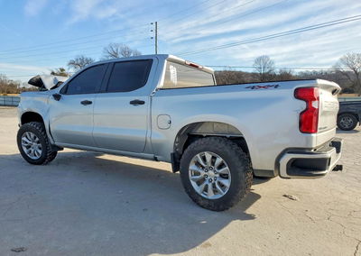 2021 Chevrolet Silverado K1500 Custom, daño Frontal, Copart lote 73928805, foto 2 de 12