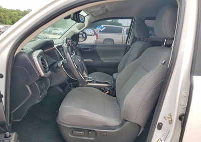 2020 Toyota Tacoma Sr5 V6, uszkodzenie: Przód, Copart lot 52400016, zdjęcie 7 z 15