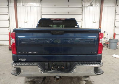 2021 Chevrolet Silverado 1500 4wd  Short Bed Ltz, Front End damage, Iaai lot 45096113, photo 17 of 22
