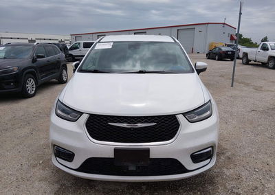2023 Chrysler Pacifica Hybrid Touring L, пошкодження: Normal Wear & Tear, Iaai лот 45105928, фото 13 з 17
