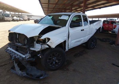 2021 Toyota Tacoma Sr, uszkodzenie: Przód, Iaai lot 45229578, zdjęcie 2 z 16