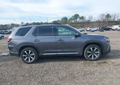 2025 Honda Pilot Touring, Front End damage, Iaai lot 44848324, photo 13 of 17