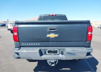 2019 Chevrolet Silverado 2500hd Wt, Normal Wear & Tear damage, Iaai lot 45209962, photo 14 of 19