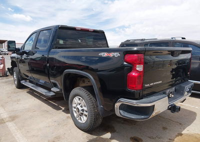 2025 Chevrolet Silverado 2500hd 4wd  Standard Bed Lt, Right Front damage, Iaai lot 44824487, photo 14 of 16