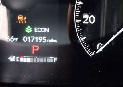 2025 Honda Pilot Touring, Front End damage, Iaai lot 44848324, photo 15 of 17