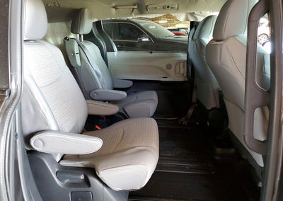 2025 Toyota Sienna, uszkodzenie: Przód, Copart lot 46028866, zdjęcie 11 z 15