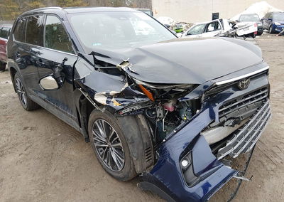 2025 Toyota Grand Highlander Hybrid Platinum Max, Front End damage, Iaai lot 44418947, photo 6 of 17