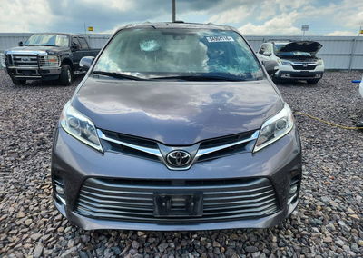 2019 Toyota Sienna Limited 7-passenger, uszkodzenie: Grad, Copart lot 54904116, zdjęcie 5 z 13