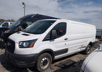 2024 Ford Transit-250, Left Side damage, Iaai lot 44688100, photo 14 of 16