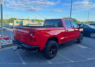 2021 Chevrolet Silverado K1500 Lt Trail Boss, uszkodzenie: Drobne wgniecenia/zarysowania, Copart lot 57273946, zdjęcie 4 z 10