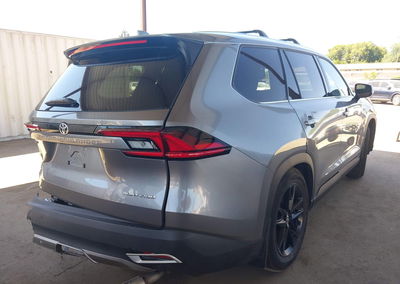 2026 Toyota Grand Highlander Hybrid Max Platinum, uszkodzenie: Lewy bok, Iaai lot 45251645, zdjęcie 4 z 16