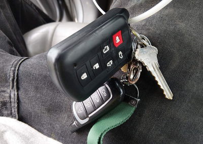 2017 Toyota Sienna Xle 8 Passenger, Front End damage, Iaai lot 45201997, photo 11 of 16