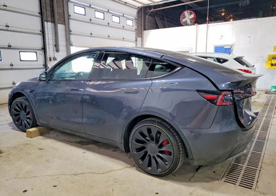 2022 Tesla Model Y, uszkodzenie: Przód, Copart lot 49660166, zdjęcie 2 z 13