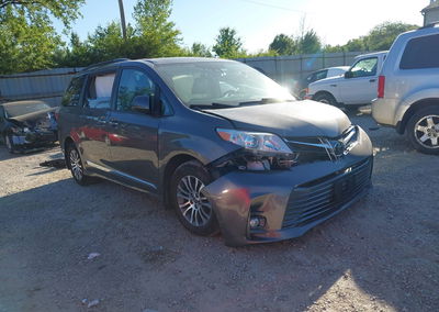 2019 Toyota Sienna Xle 8 Passenger, uszkodzenie: Przód, Iaai lot 45264151