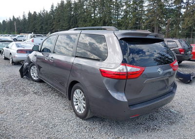 2015 Toyota Sienna Xle 8 Passenger, Front End damage, Iaai lot 45092051, photo 3 of 19