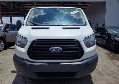2019 Ford Transit T-250, uszkodzenie: Tył, Copart lot 54421726, zdjęcie 5 z 13