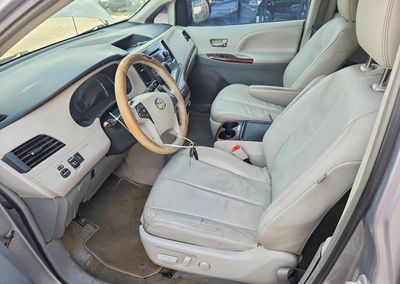 2012 Toyota All Models Sienna, Water/Flood damage, Copart lot 49379256, photo 7 of 13