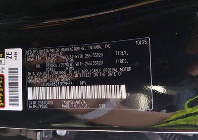 2026 Toyota Grand Highlander Hybrid Max Limited, uszkodzenie: Przód, Iaai lot 44844845, zdjęcie 9 z 17