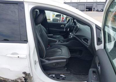 2023 Chrysler Pacifica Hybrid Limited, uszkodzenie: Prawy bok, Iaai lot 45257304, zdjęcie 5 z 16