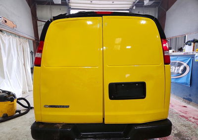2023 Chevrolet Express Express G2500, пошкодження: Перекидання, Copart лот 46837206, фото 6 з 12