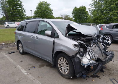 2017 Toyota Sienna Xle 8 Passenger, Front End damage, Iaai lot 45201997