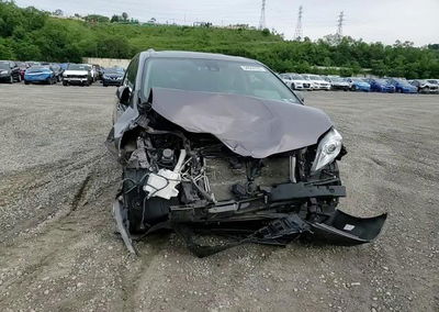 2019 Toyota Sienna Xle Premium 8-passenger, daño Frontal, Copart lote 54644956, foto 14 de 15