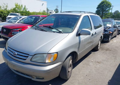 2001 Toyota Sienna Xle, uszkodzenie: Front & Rear, Iaai lot 45011564, zdjęcie 2 z 17