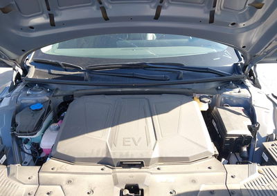 2025 Hyundai Ioniq 5 Sel, Rear damage, Iaai lot 44908232, photo 10 of 18
