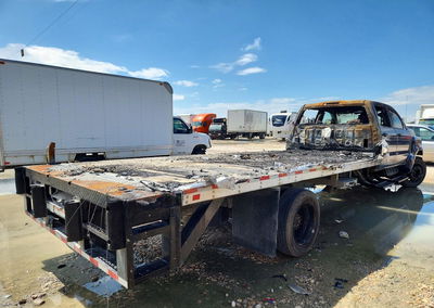 2022 Chevrolet Silverado Medium Duty, Burn damage, Copart lot 52669696, photo 3 of 12
