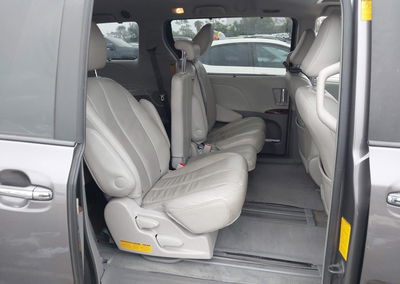 2014 Toyota Sienna Xle V6 8 Passenger, пошкодження: Лівий бік, Iaai лот 45281276, фото 8 з 16