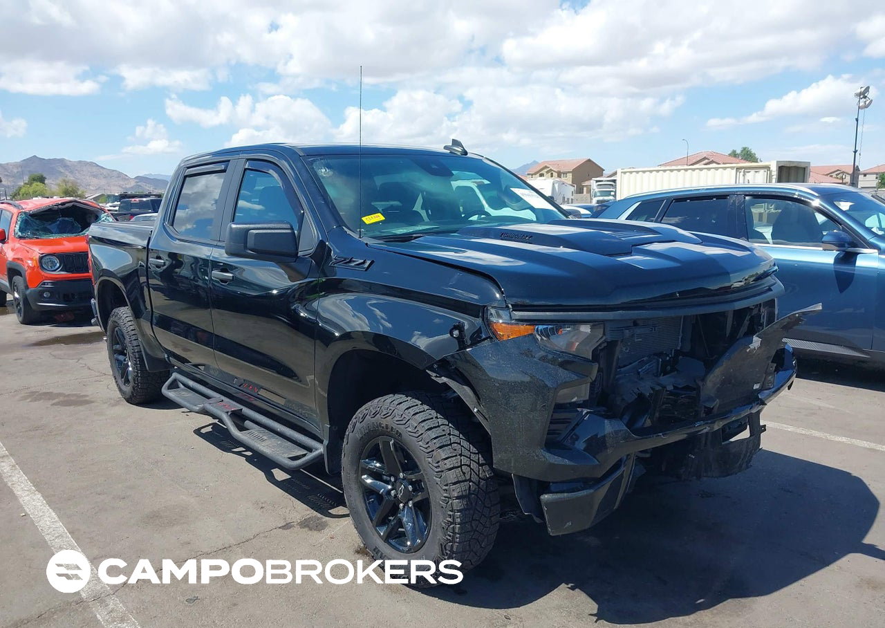2025 Chevrolet Silverado 1500 4wd  Short Bed Custom Trail Boss, uszkodzenie: Przód, Iaai lot 45043520
