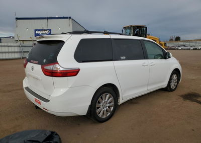 2015 Toyota Sienna Le, uszkodzenie: Przód, Copart lot 84671734, zdjęcie 3 z 13