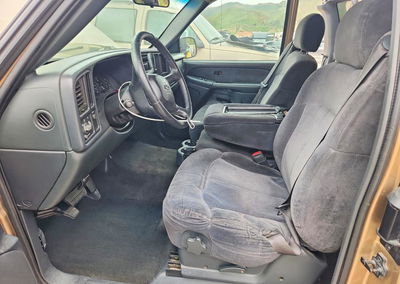 2001 Chevrolet Silverado C1500, daño Lateral, Copart lote 53657766, foto 7 de 12