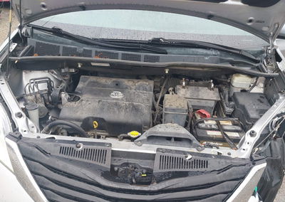 2011 Toyota Sienna Le V6, uszkodzenie: Lewy bok, Iaai lot 45219109, zdjęcie 10 z 17