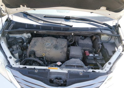 2017 Toyota Sienna Xle Premium 8 Passenger, daño Lateral derecho, Iaai lote 45121341, foto 10 de 19