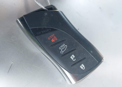 2024 Lexus Rx 350h Premium, daño Lateral derecho, Iaai lote 45196912, foto 11 de 21