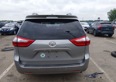2017 Toyota Sienna Xle 8 Passenger, Front End damage, Iaai lot 45201997, photo 16 of 16