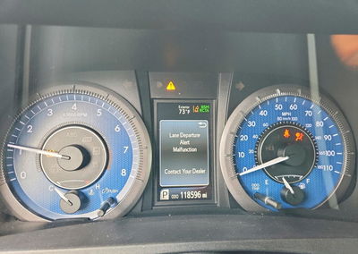2019 Toyota Sienna Xle 8-passenger, daño Frontal, Copart lote 48432566, foto 9 de 16