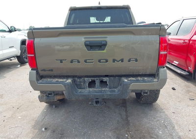 2025 Toyota Tacoma Trd Sport, daño Inundación, Iaai lote 45013349, foto 16 de 16