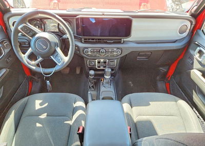 2024 Jeep Wrangler Sahara 4xe, uszkodzenie: Tył, Copart lot 56293676, zdjęcie 8 z 13